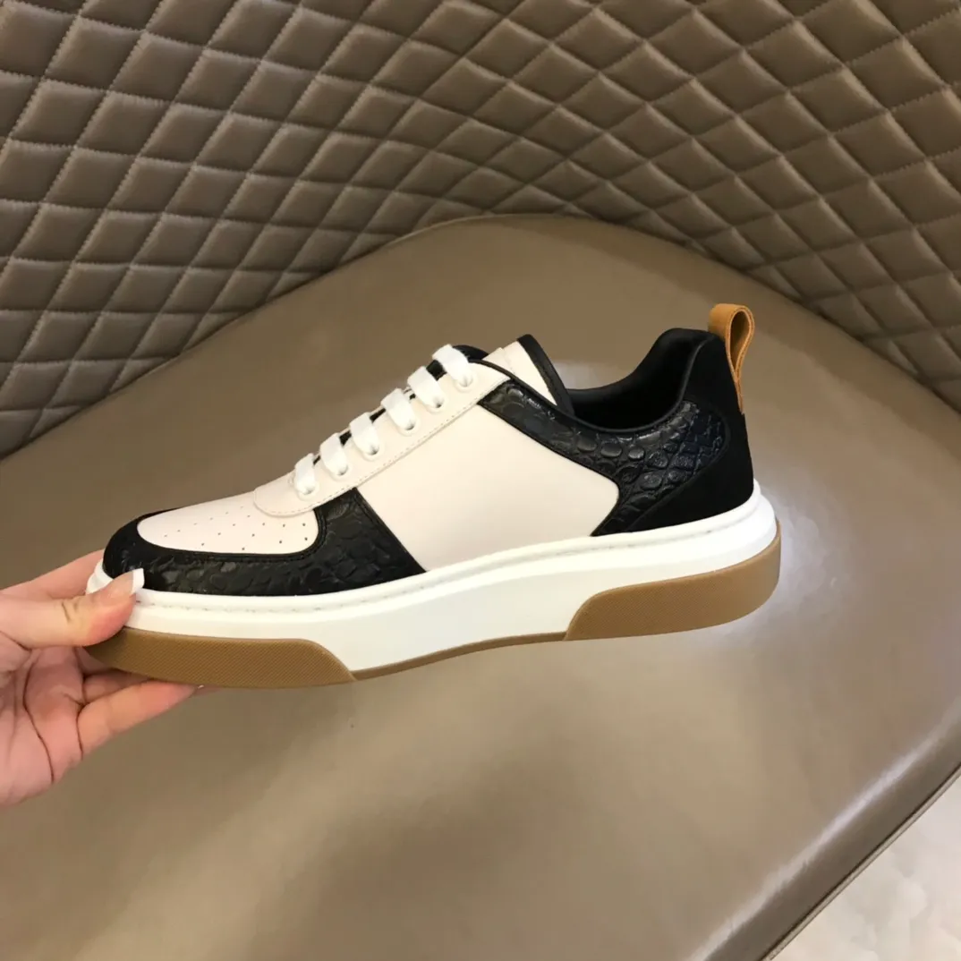 p420 "Salvatore Ferraga**" men's low-cut fashion sneakers. This casual shoe has a novel structure and is made of soft calfskin. The contrasting color elements on the upper highlight the bold and avant-garde atmosphere. The first-layer cowhide lining is high-end and comfortable. Energetic and fresh, these shoes can be worn with casual looks or add a touch of street style to elegant trousers.  Size: 38-44